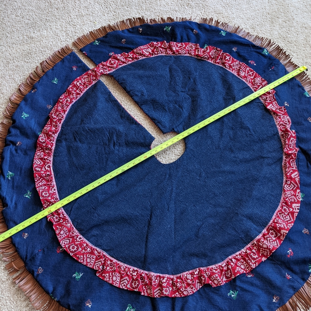 Handmade Western tree skirt
